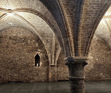 14th century cellar Bruges vault
