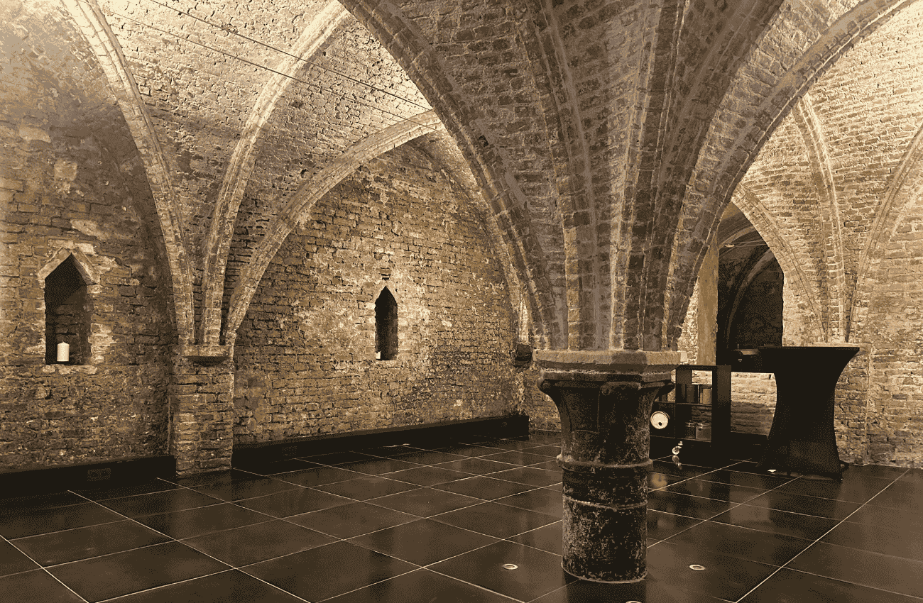 Unique location 14th century cellar Bruges